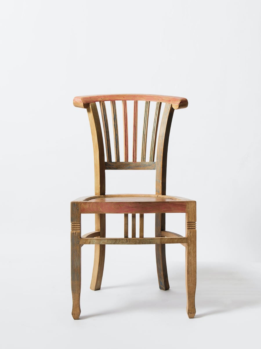 Silla clásica de madera